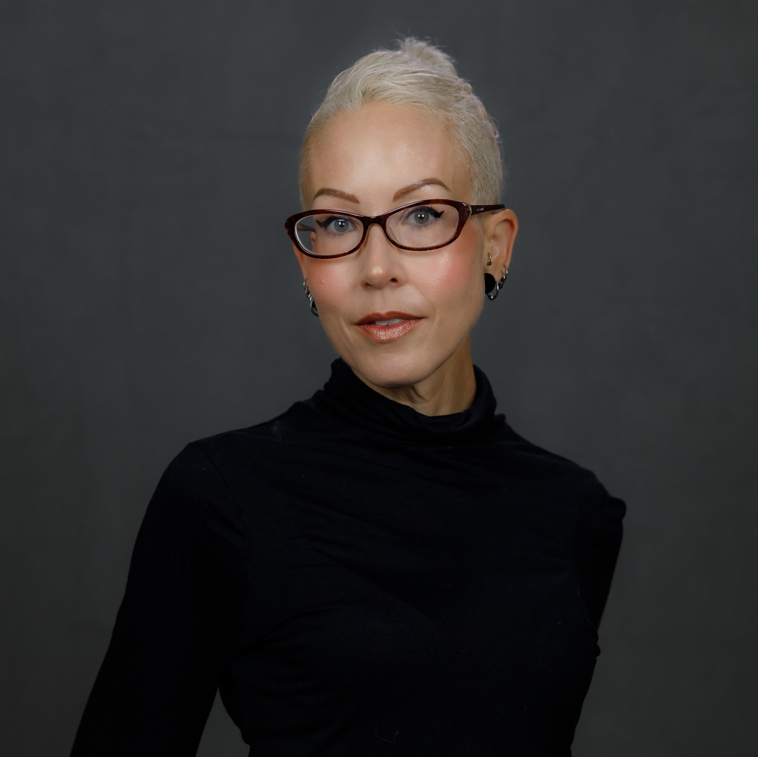 Dr. Kelly Cairns
